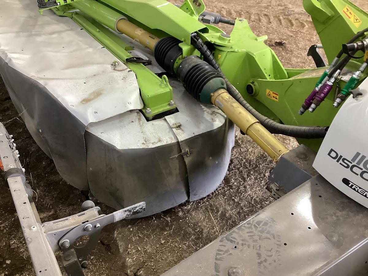 Used 2022 Claas 3600 F Disco and Claas Disco 1100 Trend Disc Mower