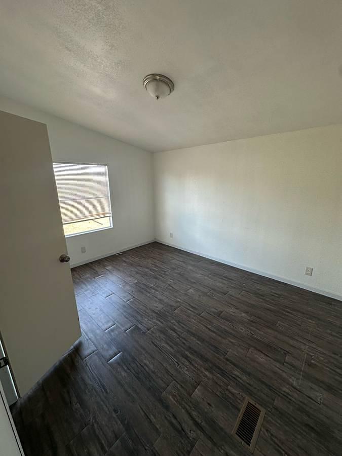 Used 1992 Palm Harbor Double Wide Trailer