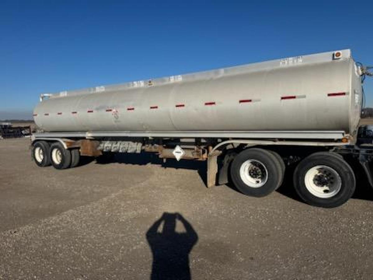Used 1974 Trailmobile Tanker Trailer