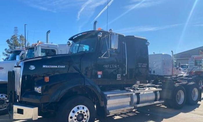 Used 2015 WESTERN STAR 4900