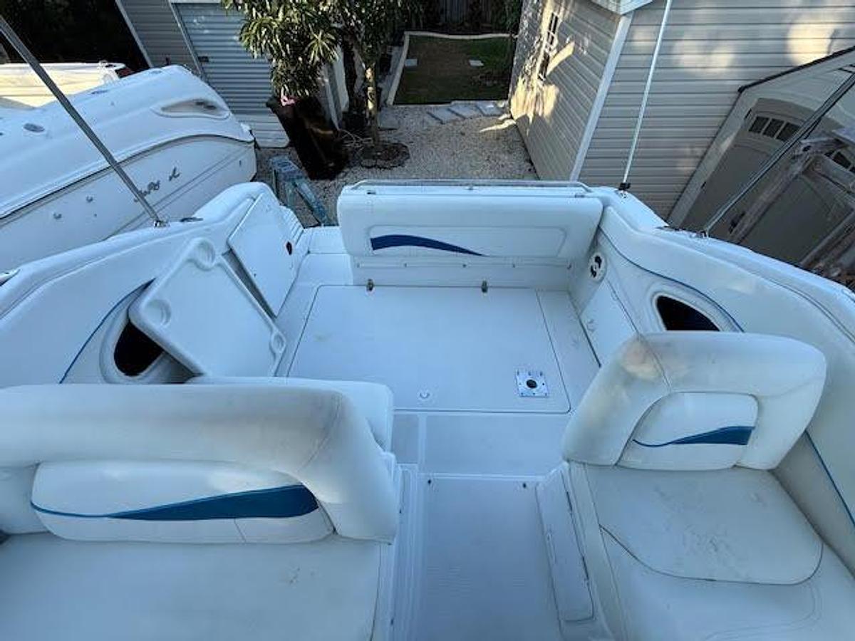 Used 1997 Chris Craft 26 Crowne