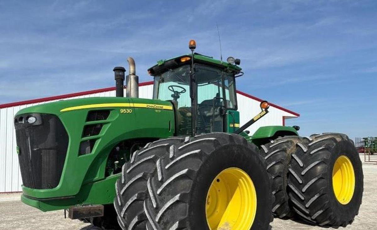 Used 2010 John Deere 9530 Tractor
