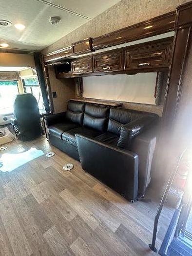 Used 2018 Thor Motor Coach Outlaw 37GP