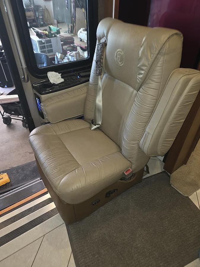 Used 2016 Tiffin Motorhomes Allegro Bus 40SP
