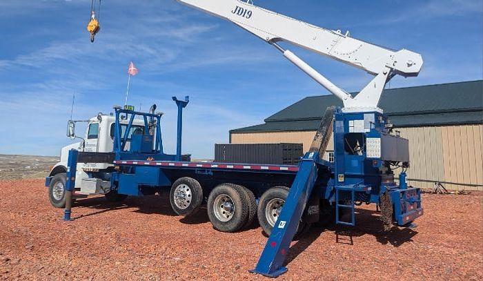 Used 2008 INTERNATIONAL 600E MOUNTED ON 2008 PETERBILT 365
