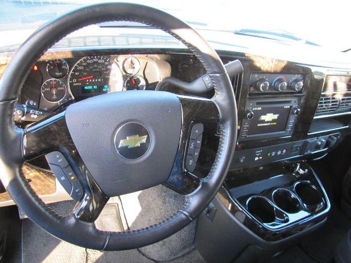 Used 2019 Chevrolet Express 2500 Cargo Van 3D