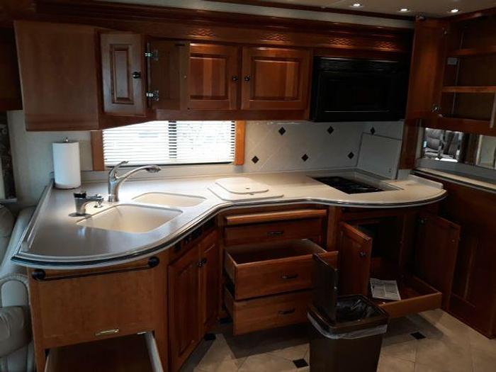 Used 2004 Monaco Executive 40PBT