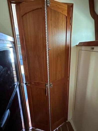 Used 2007 Albin Command Bridge 35