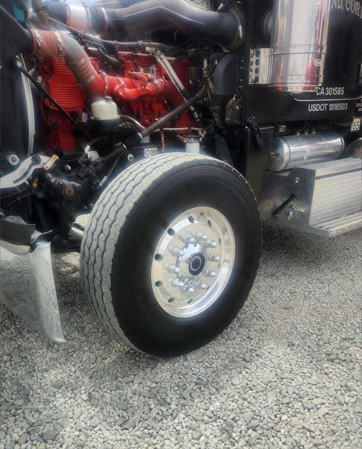 Used 2010 PETERBILT 388 Dump Truck