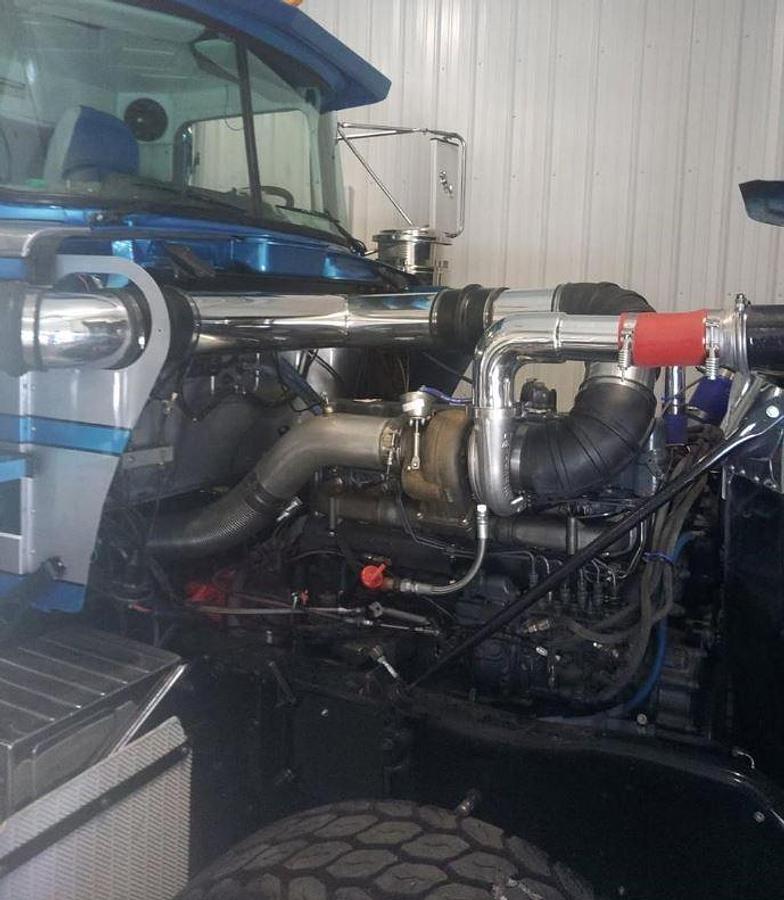 Used 1989 Mack Superliner RW713