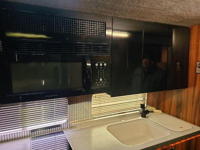 Used 1987 Prevost XL-40 Marathon