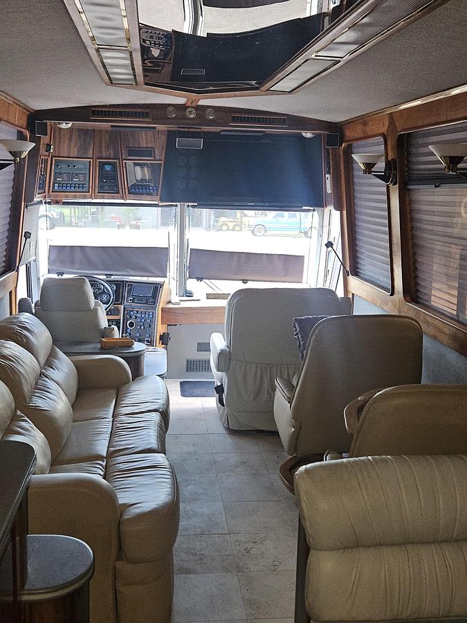 Used 1990 Prevost Class A Motorhome