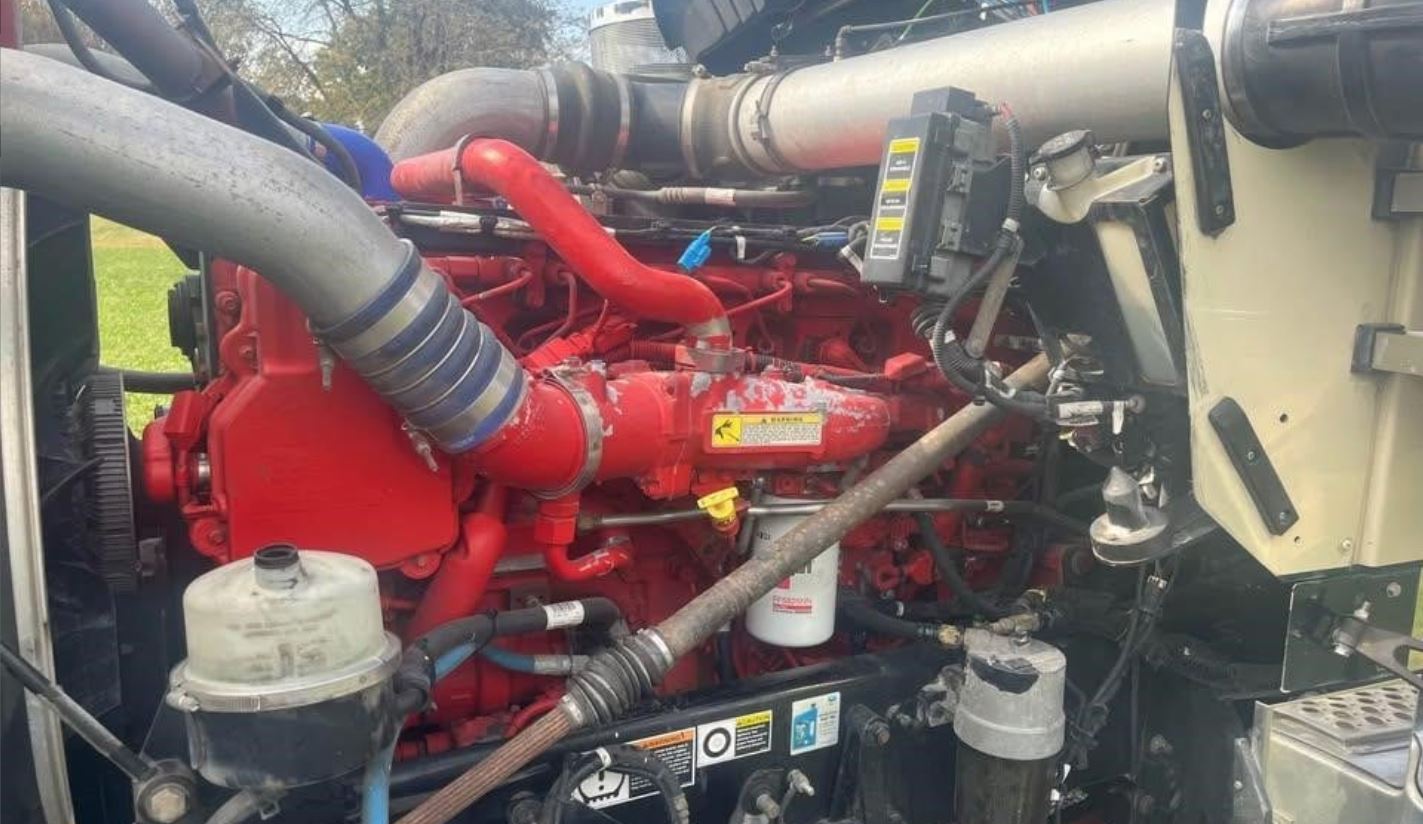 Used 2017 Kenworth W900 Sleeper Semi Truck