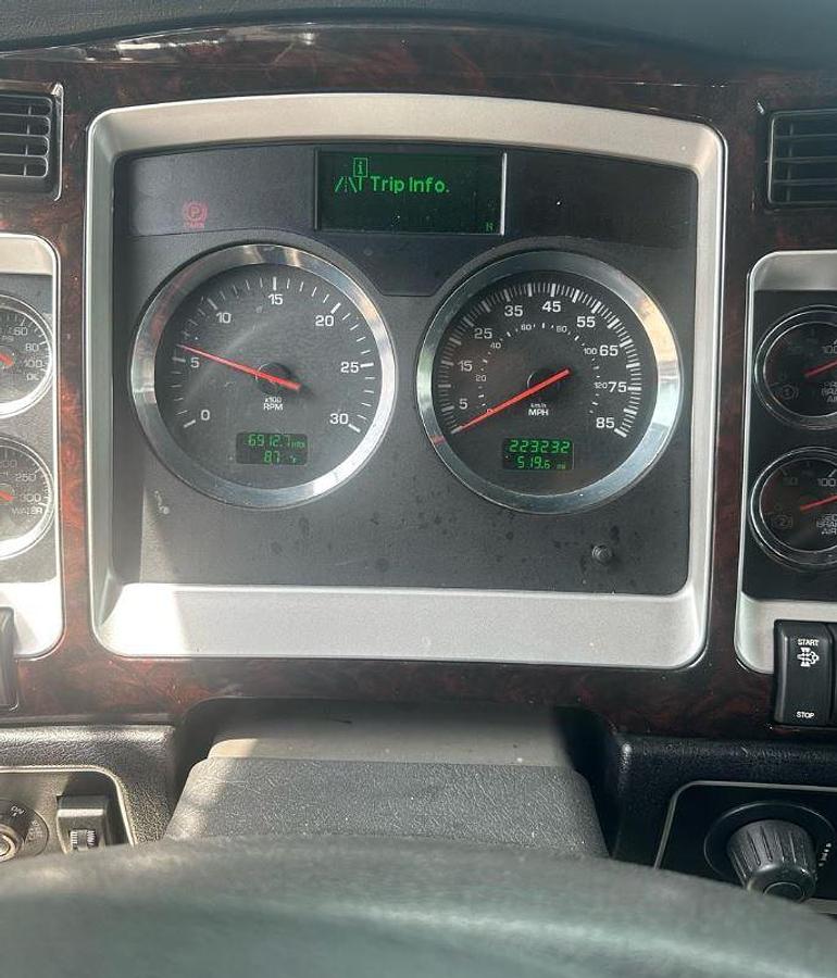 Used 2020 Kenworth W900 Sleeper Semi Truck