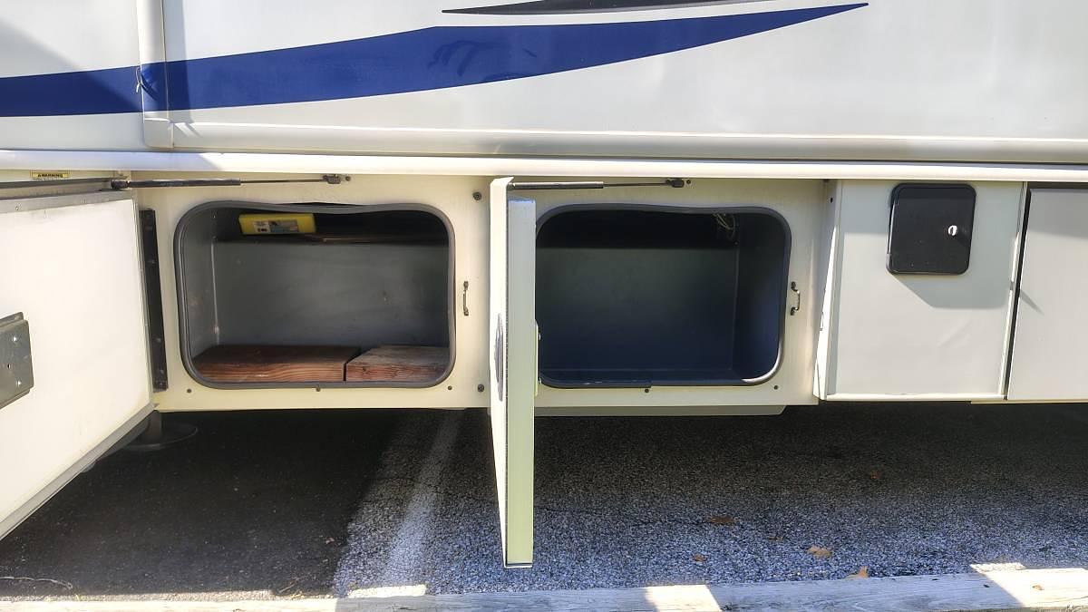 Used 2017 Fleetwood Flair 29T
