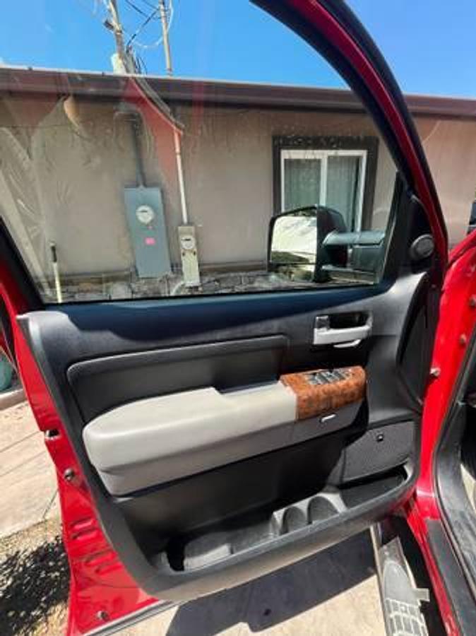 Used 2011 Toyota Tundra Limited 