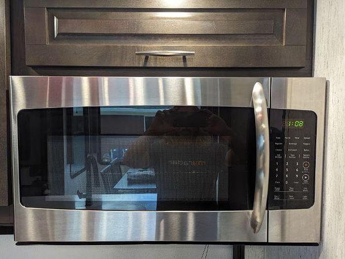 Used 2021 Grand Design Momentum 376THS