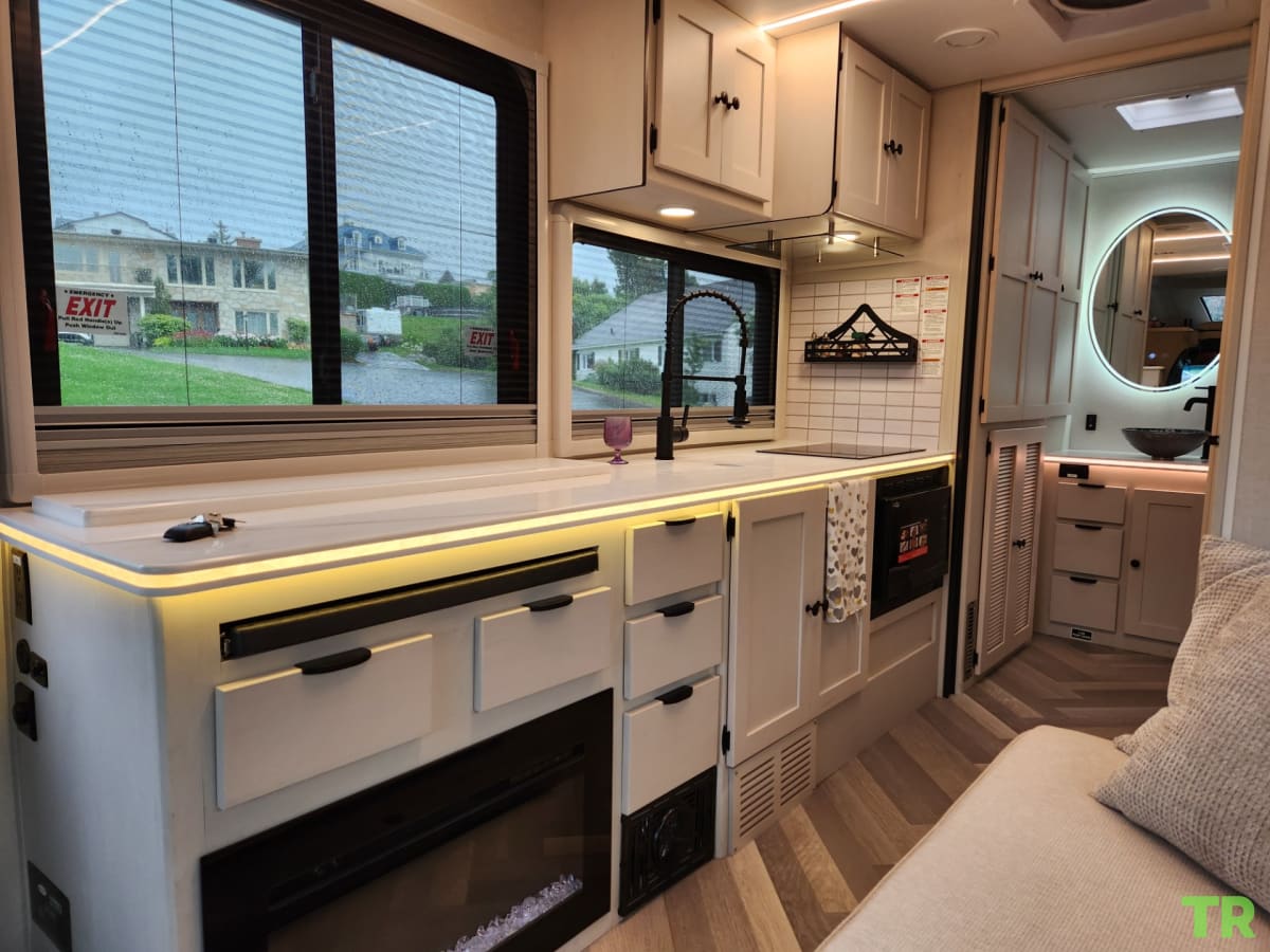 Used 2025 Coachmen Prism 24MBE