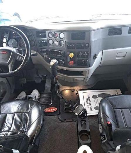 Used 2021 Peterbilt 567
