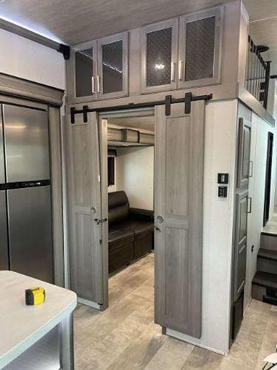 Used 2020 Keystone Montana 3854BR