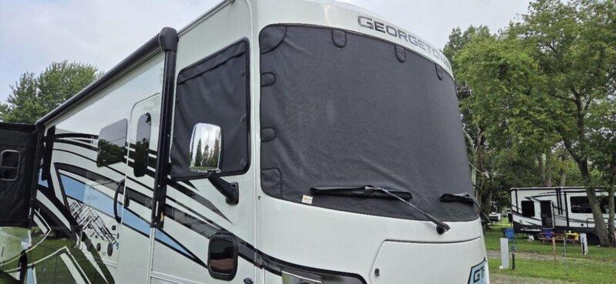 Used 2024 Forest River Georgetown 7 Series GT7 36D7 | Bath & a Half | King Bed | Bunks | Only 19,820 Miles