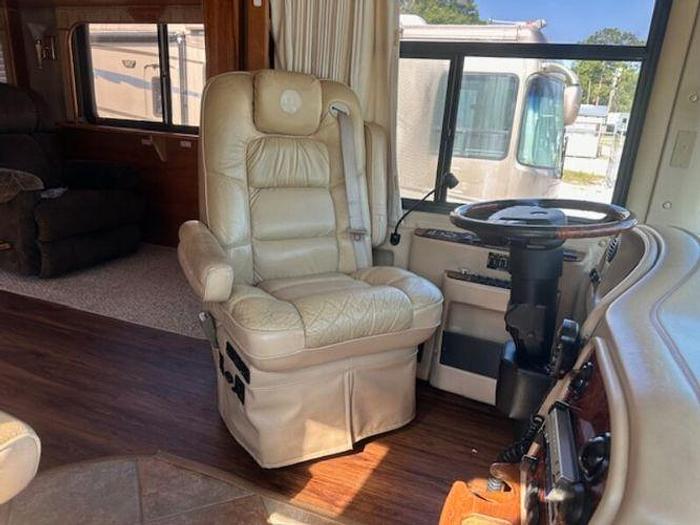 Used 2005 Holiday Rambler Navigator 45PBT