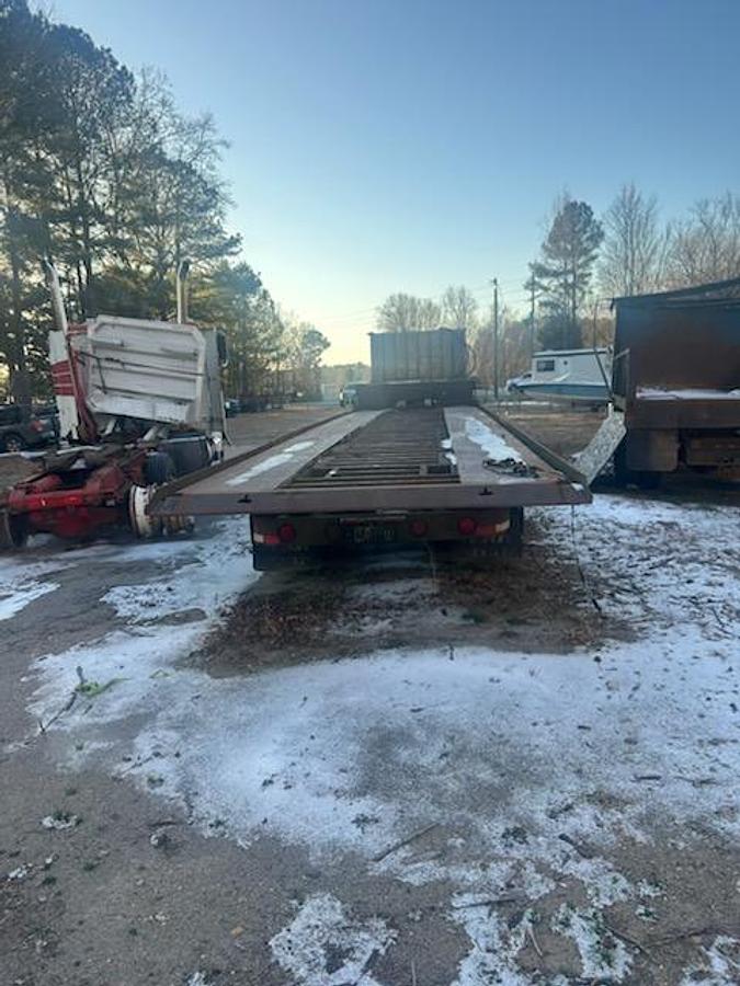 Used 2005 Freightliner Cascadia