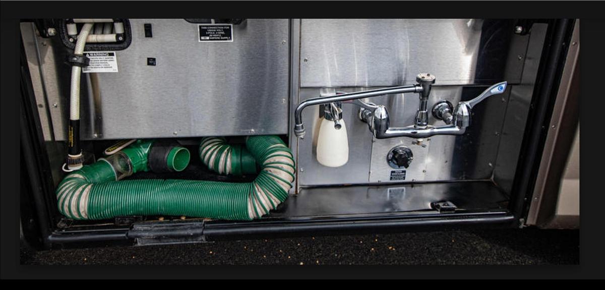 Used 2009 Foretravel Nimbus Tahoe 4030