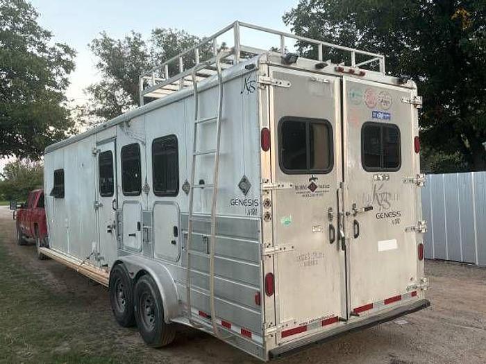 Used 2004 Kiefer Genesis Horse Trailer with Living Quarters