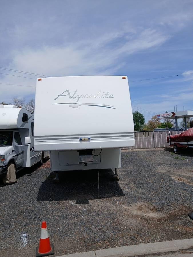 Used 2004 Western RV Augusta Alpenlite Limited
