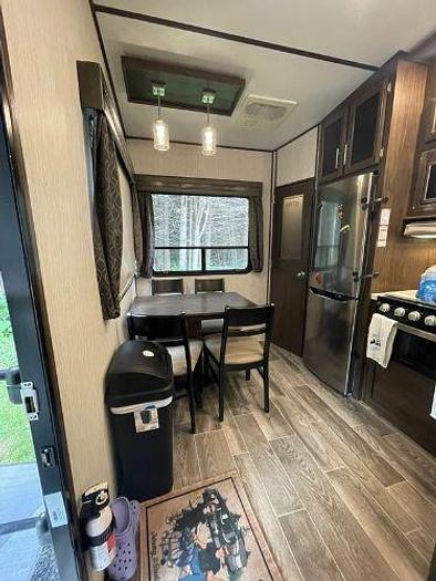 Used 2019 Forest River Artic wolf