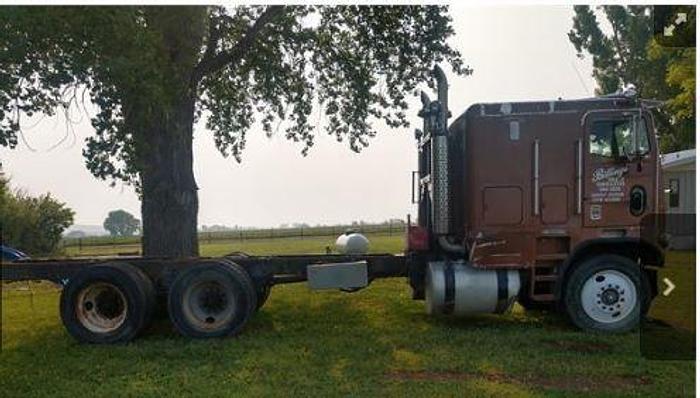 Used 1977 Freightliner FLT64T