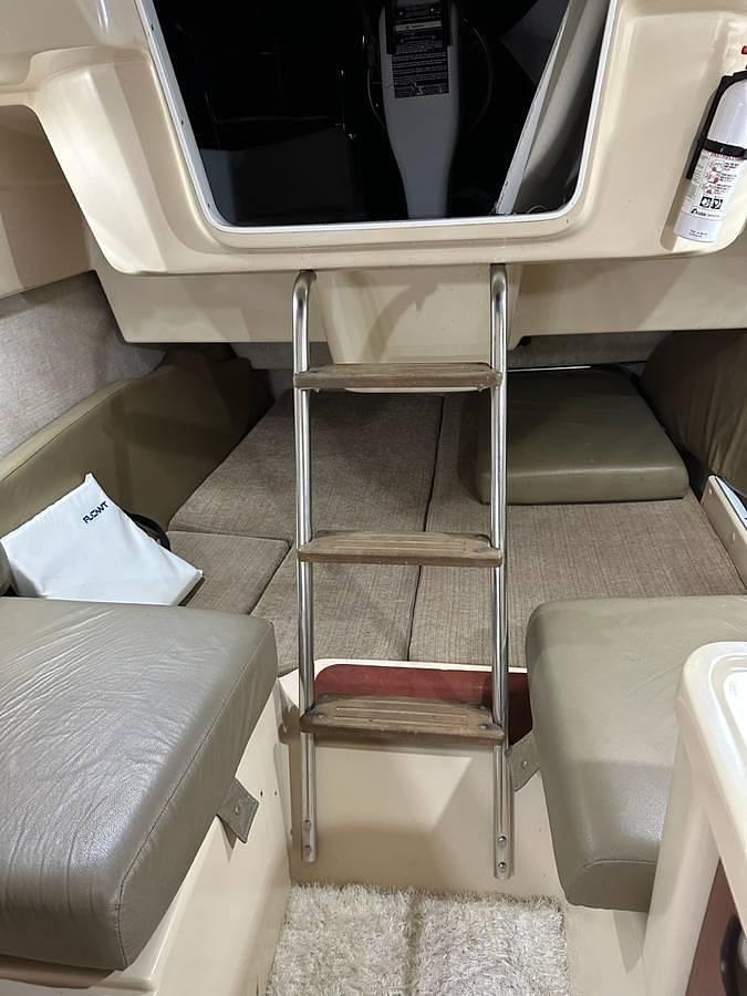 Used 2011 MacGregor M26 Powersailer • 90 HP Evinrude • Trailer Included • Sleeps 6