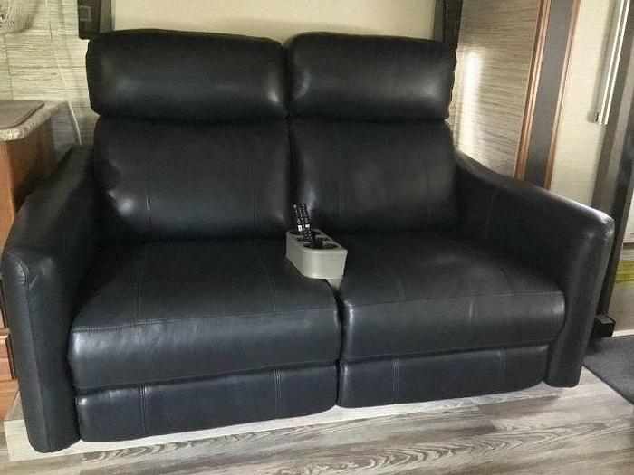 Used 2017 Jayco Alante 32N