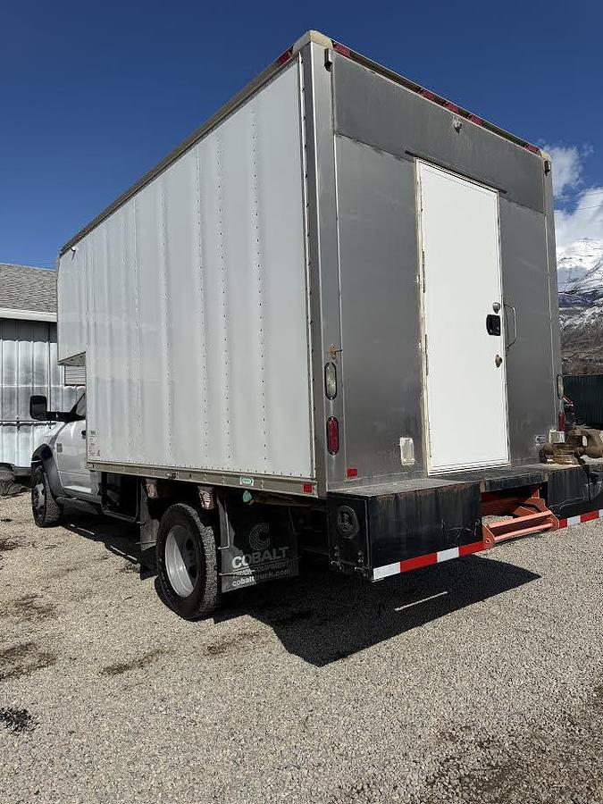 Used 2012 Dodge Ram 5500 Box Truck