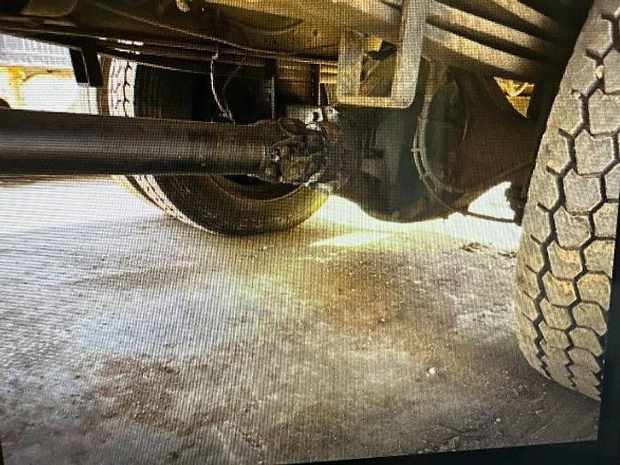 Used 2002 Chevrolet 6500