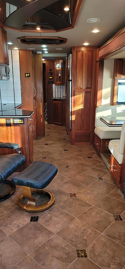 Used 2009 Foretravel Nimbus Tahoe 4030