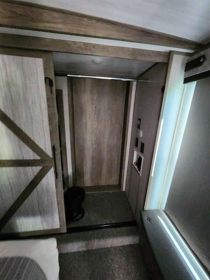 Used 2021 Forest River Wildwood Heritage Glen 356QB Fifth Wheel