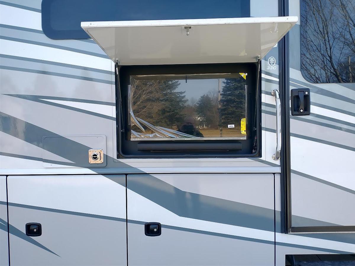 Used 2025 Holiday Rambler Vacationer 33C Class A Motorhome