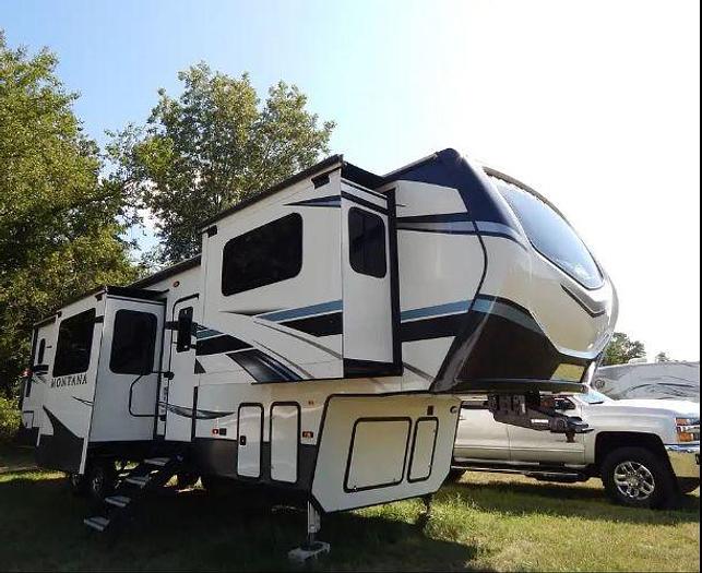 Used 2021 Keystone Montana 3761FL