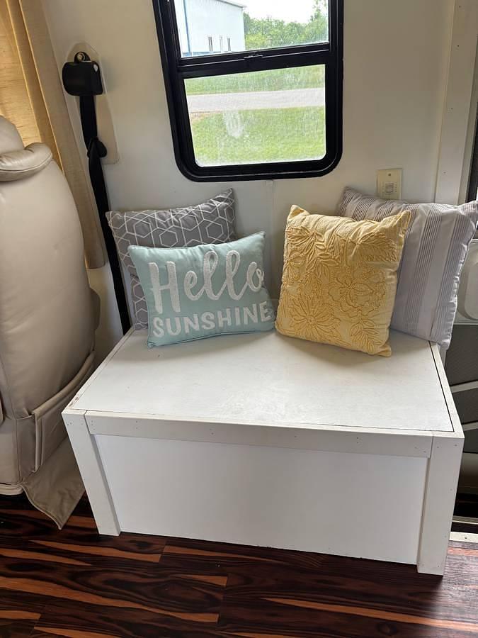 Used 1996 Holiday Rambler Endeavor LE