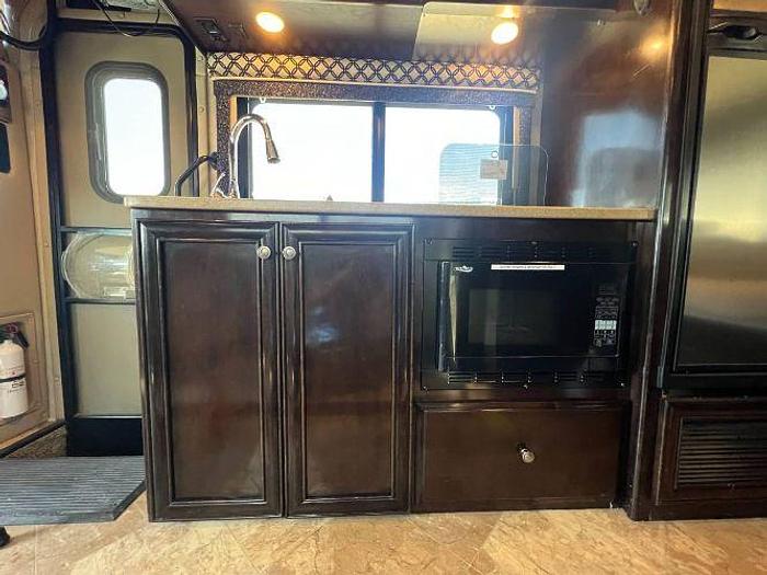 Used 2017 Thor Siesta 24SS