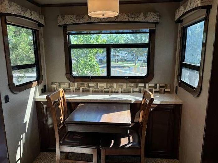 Used 2018 Redwood Redwood 3941FL