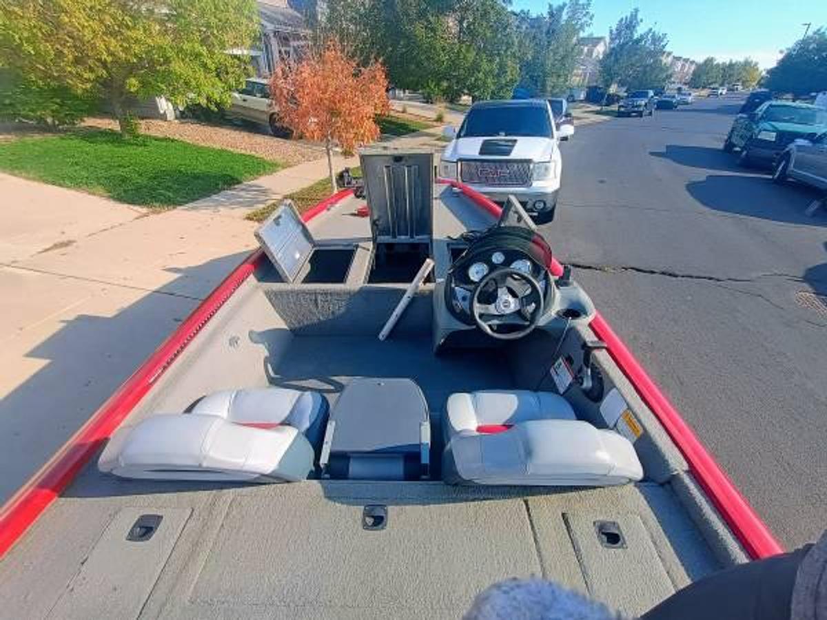 Used 2012 Bass Tracker 175