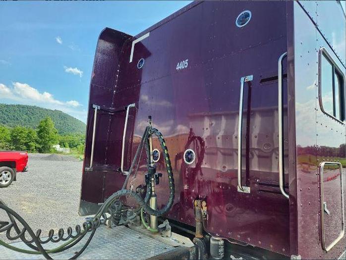 Used 2006 Peterbilt 379