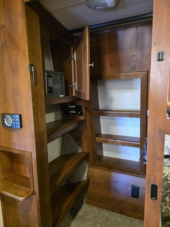 Used 2016 Heartland Bighorn 3575EL Fifth Wheel