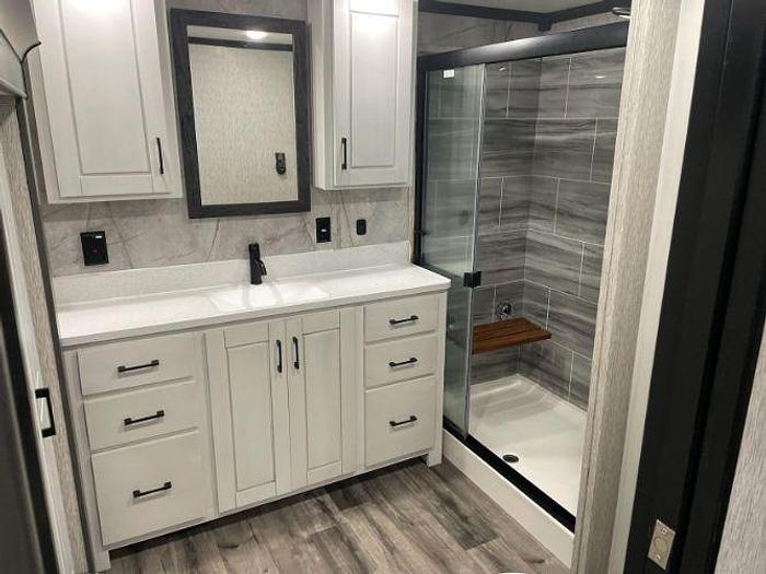 Used 2023 Crossroads Redwood RW4200FL