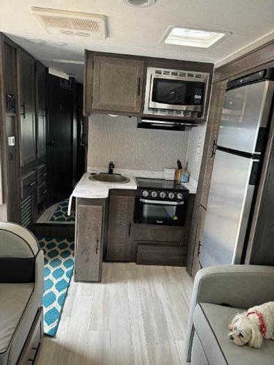 Used 2021 Coachmen Leprechaun FZLE 260