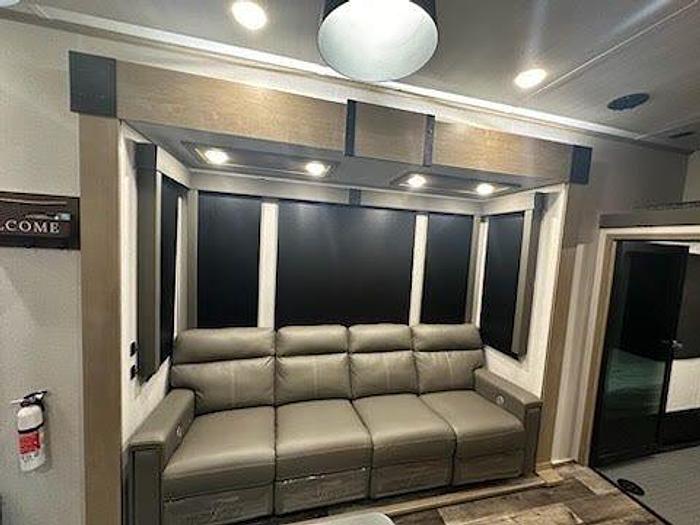 Used 2023 Keystone Raptor 415