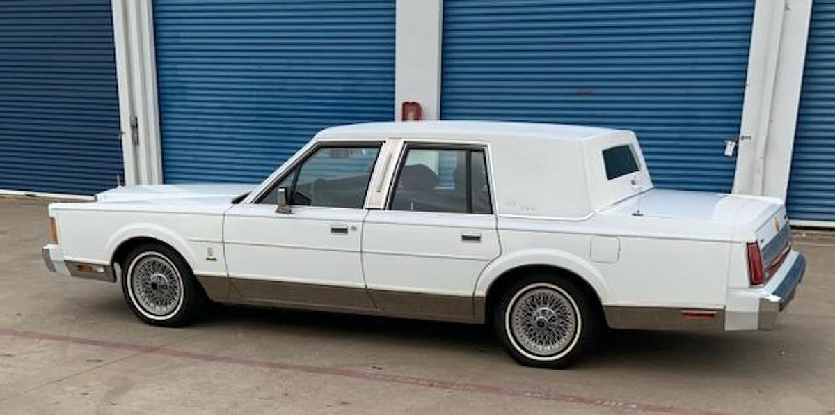 Used 1989 Lincoln Town Car Presidential Package